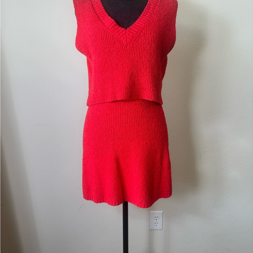 Red Knit Sleeveless Top and Skirt Set